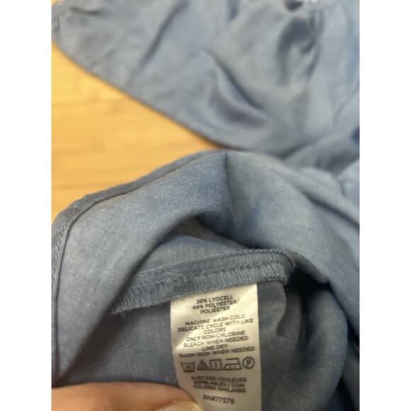 Ann Taylor Blouse Bundle -Striped Sleeveless & Blue Long Sleeve Preppy Chic XS - Picture 8 of 9